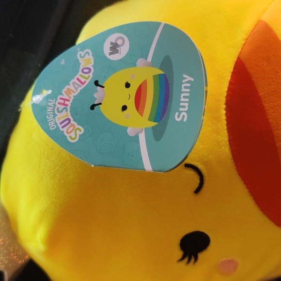 8" Sunny the Bee (Pride) Squishmallow - Picture 2 of 3